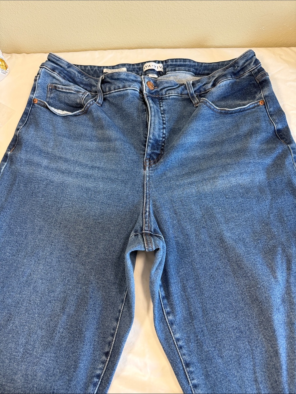 High-Rise Blue Women's Cropped Jeans